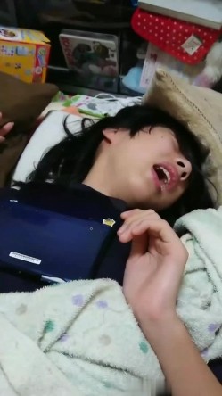 眼睛里面有小星星的00后妹子目前最全合集整理 清纯的外表下隐藏着一颗骚动的心! 截图8