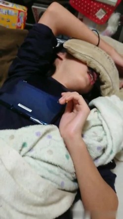 眼睛里面有小星星的00后妹子目前最全合集整理 清纯的外表下隐藏着一颗骚动的心! 截图13