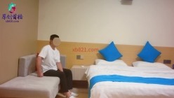 杏吧龙傲天-今天花了2500约了个腼腆的大圈妹纸，身材颜值都非常好。干了妹子一个小时，逼都干肿了，最后拔套让妹子口出来了 截图1