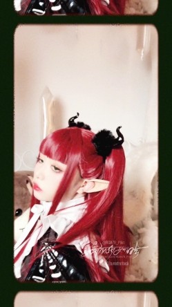 【超美高端罕见露脸露点】极品CosPlay爆机少女【喵小吉】极品新作《更衣人偶坠入爱河》粉穴超漫改 超清4K原版 截图15