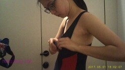 警专泳课偷拍女生换泳衣第二期 截图13