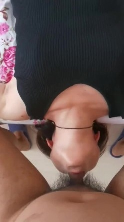 下午赶着去上课的语文老师先喂她一下 原味丝袜都是脏液带走！ 截图6