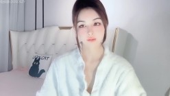 ️SP站超美女神【lvy_w】顶级身材~完美尤物~全裸诱惑~大秀自慰高潮 截图14