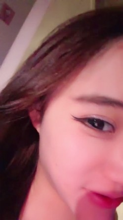 【顶美小小然】被猛男各种姿势 无套啪啪 极品一线无毛美鲍 道具茄子自慰 截图7