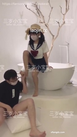 淫妻大神，【三岁小宝宝】，海南3P，缠绵于两个男人之间，再去枸杞岛度假，阳台前后入高潮好几次 截图1