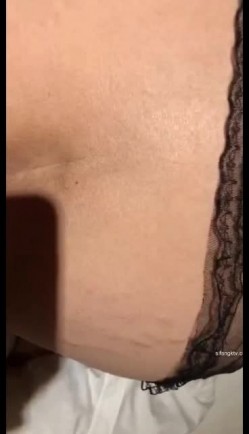 猎奇圈内部稀有热门精品 孕期也疯狂！各类居家待产少妇紫薇啪啪性欲高涨也不怕把孩子搞掉了 截图1