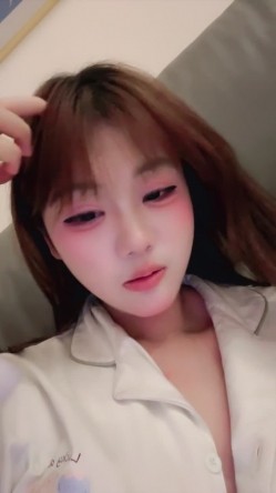 顶级校花被干【琳琳】无套内射~私处超敏感被操喷~超顶 截图12