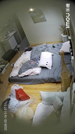 乐橙酒店高清偷拍本月最佳神仙颜值卷发女孩被男友强行刮毛后操白虎穴 截图4