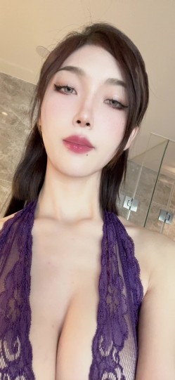 极品网红露出 脸红Dearie 微圈密劲爆福利女神淫靡反差自拍 蜜尻大长腿丝袜制服诱惑 顶级完美身材 有钱人的玩物 截图3