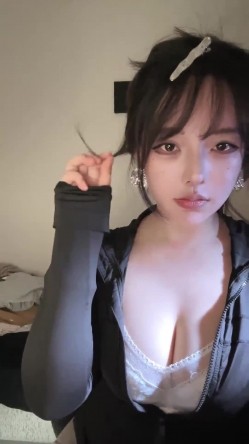 最美翘臀女神 宅男杀【唐泽雪乔西】身材火辣 奶子圆圆 圆臀很翘 一线天 道具自慰 截图9