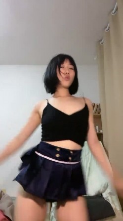 新人！舞蹈生下海，闷骚又可爱，【百灵鸟】，短发小美女，无辜大眼睛，少女胴体真让人流口水，羡慕 截图6
