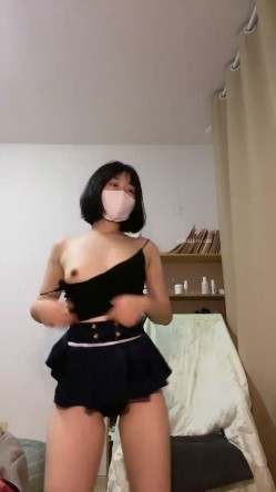 新人！舞蹈生下海，闷骚又可爱，【百灵鸟】，短发小美女，无辜大眼睛，少女胴体真让人流口水，羡慕 截图8