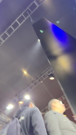 [超级裙底]最新2023上海车展各色美女模特 总有一款你喜欢 截图7