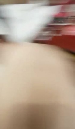 高校翘课妹子和农村来的老表幽会 用粉润润的玉足给哥搓搓 截图2