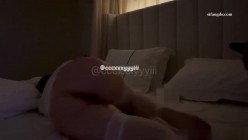 极品调教博主，【狗爹和小桃】小母狗超骚，付费群，这妹子的巨乳是真的顶 截图8