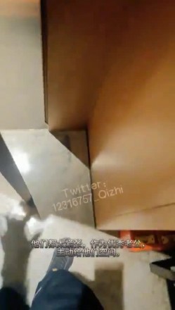 绿帽奴，换妻大神，【12316757_Qizhi】娇妻绝版福利 娇妻老公情人三人行其乐融融 截图14