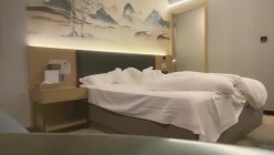 ️探花许墨连续约炮两个妹子扮演制服女秘书，第二个妹子像欠她钱似的没一点笑容 截图12