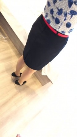 归来吧~清纯骨感小魔女【空姐】，如此有气质典雅的少妇 应该怎么干才舒服？ 截图2
