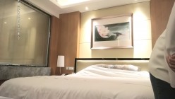 探花朗李寻欢_啪啪白衣极品外围美女，苗条身材骑乘爆插，搞得妹子不行了 截图2