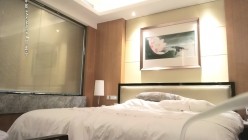 探花朗李寻欢_啪啪白衣极品外围美女，苗条身材骑乘爆插，搞得妹子不行了 截图12