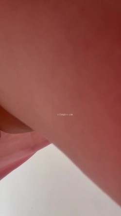 最新反差婊 高端私密群内部福利群泄密流出视图基本都露脸美女如云 截图2