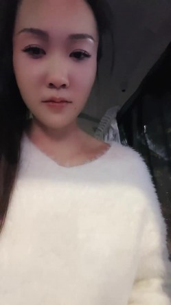 【泡泡马】白领御姐~! 白皙身材~户外刺激车震~无套啪啪 截图3