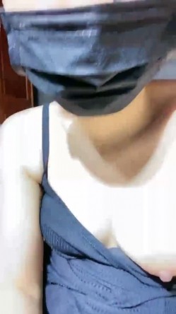 御姐下海超漂亮【小白白成都大学】，撒尿啪啪，被男友的大鸡巴操得欲仙欲死，推荐！ 截图3