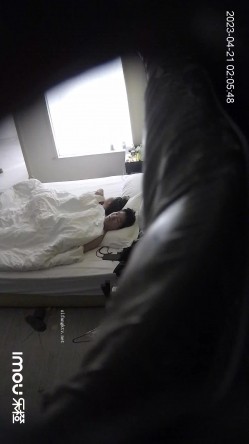 乐橙~苗条小姐姐与男友3小时4炮实录，山东妹子，身材好，胸大腿长，被男友内射了好几炮 截图11