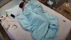 酒店偷拍精品 性欲很强的高颜值美女感情生活混乱，大哥操完男友操 截图10