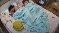 酒店偷拍精品 性欲很强的高颜值美女感情生活混乱，大哥操完男友操 截图14