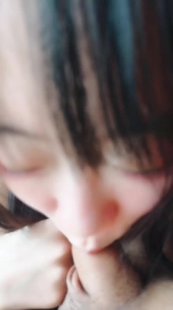 骨感校花【宝宝瑶瑶】无套啪啪~道具自慰~超过瘾~尿尿 截图4