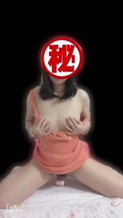 【绿帽淫妻 ️性爱狂】极品淫乱夫妻『小肥羊不是羊』最强性爱私拍 绿帽老公开发娇妻勾引前男友 卖淫3P蒙眼换人做爱 截图8