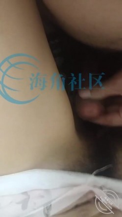 最新购买海角社区探花测评师抖音约到的妹子，操到求饶，爽完了说要报警。 截图1