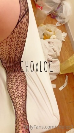 绿帽淫妻『Choloc』3P淫乱齐操身材不错的性瘾骚货淫妻 前怼后操 小穴操到发麻 截图8