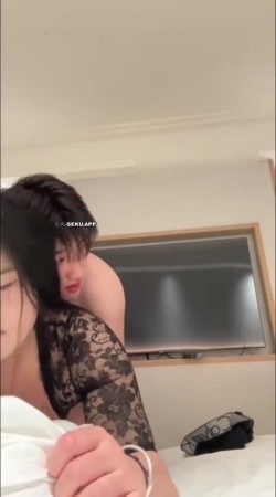 【微胖界140斤大巨乳】强烈分泌多巴胺雌激素性欲超强！敏感体质，易潮喷性格温顺，听指令情趣内衣上班，下班水流成河 截图1
