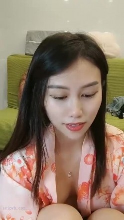 极品高颜冷艳御姐，反差小妈感女主播「金刚护撸娃」「小奶猫」激情淫语撩骚，和姐妹下海大秀，互舔互口假鸡巴互插 截图10