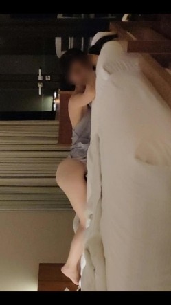 《秘最新泄露秘松江区某体育老师和校花留学生性爱视频外泄》女生身材堪称完美，骚出天际。敏感资源，随时下架啊 截图2