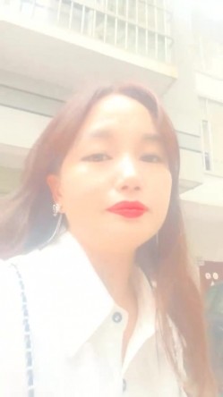村花的快乐田园生活，【甜甜小少妇】，抖音没做起来，就到乡村小道旁，跳蛋塞穴，紧张刺激又爽到喷水 截图9