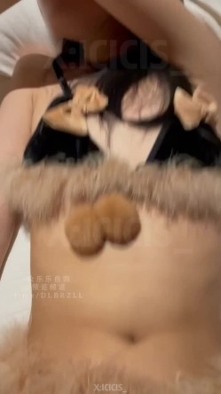 推特新晋海王「ICICIS」调教微露脸母狗楠楠，捆绑性爱、黑丝情趣、户外车震、私人影院、对镜性爱、爬行母狗… 截图2