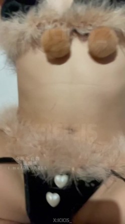 推特新晋海王「ICICIS」调教微露脸母狗楠楠，捆绑性爱、黑丝情趣、户外车震、私人影院、对镜性爱、爬行母狗… 截图14