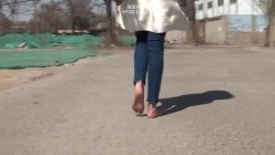 天津邻家小美女足浴技师-刘梦C，被大神勾引到手，变成专属小母狗，大胆做爱调教自拍泄密流出 截图9