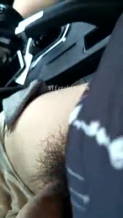 【极品推荐】超女神小喵啪啪甄选操场被操户外露出户外啪啪三女互舔强制口爆极其淫荡 截图3