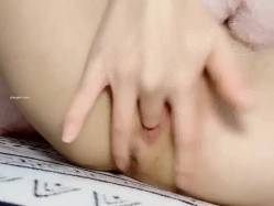 百度云泄密【良家交流群】收费交流群流出夫妻情侣分享、偷情、3P偷拍等 截图8