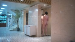 【极品偷拍】国内『温泉会所』贴脸偷拍沐浴更衣泳池戏水 超多美女良家少妇近距离接触 截图2