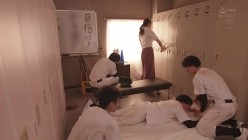 JUQ-561 復讐の中出し1000本ノック輪● 球児達の恨みを何度も膣内に打ち込まれる監督の妻―。 北条麻妃 截图3