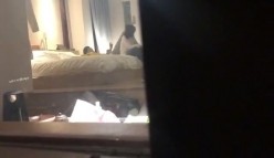 【猎奇资源 ️真实浅入旅馆】尾随跟踪翻偷拍情侣啪啪做爱叫床声甄选 两小时超刺激 叫的撕心裂肺 荡气迴肠 截图10