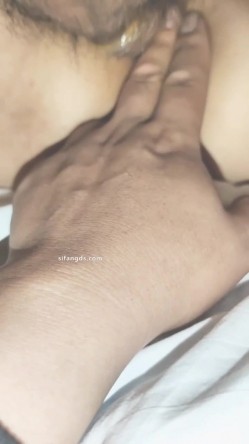真实绿帽博主，【王军】让老婆陪各个不同单男啪啪，各种特写插穴，太淫乱了 截图16