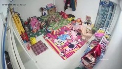 10月最新流出【破解摄像头】 ️监控下的女生宿舍日常洗澡换衣服 截图14