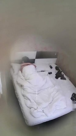 《监控破解》学生情侣酒店开房啪啪啪各种姿势都会一看就是撩妹老手 截图3