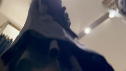 偷拍美女裙底风光 ️长裙靓女和闺蜜逛街粉色窄内性感可爱短裙靓女独自逛街身材高挑.黑丝薄内性感迷人 截图11